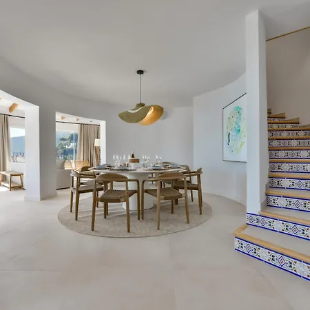 Villa Apolonia - By Almarina *