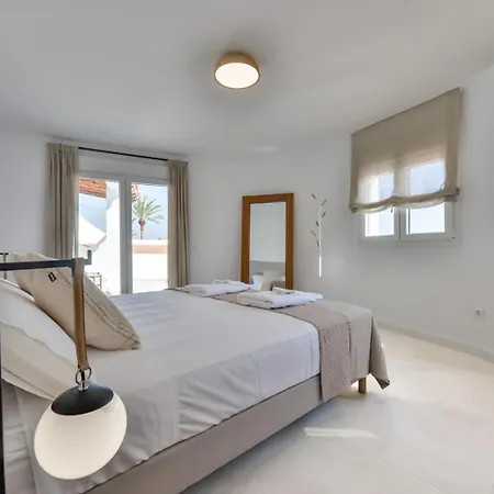 Villa Apolonia - By Almarina