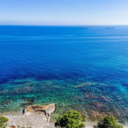 Villa Apolonia - By Almarina *
