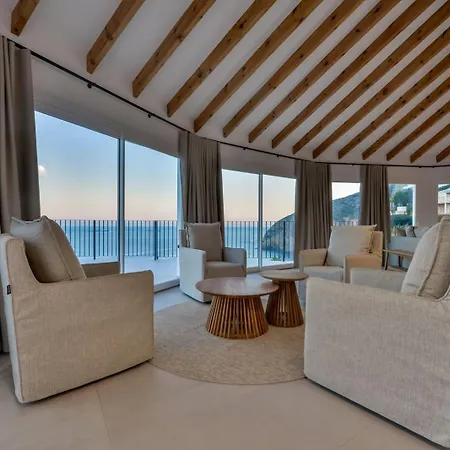 Apolonia - By Almarina Villa Calp