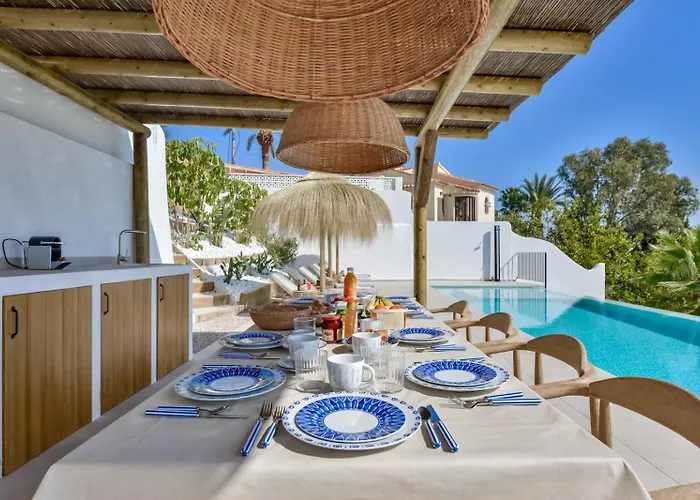 Apolonia - By Almarina Calp