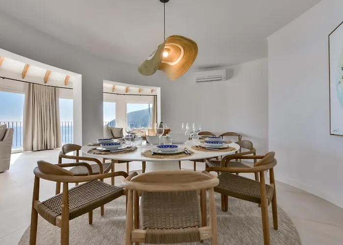 Villa Apolonia - By Almarina