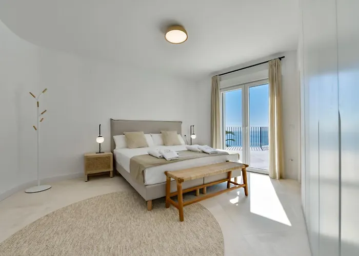 Villa Apolonia - By Almarina