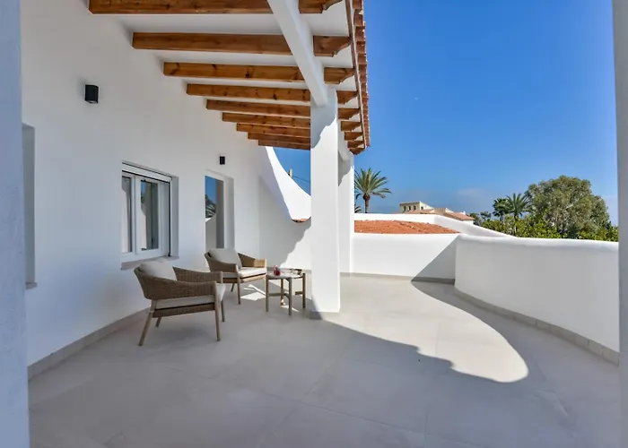 Apolonia - By Almarina