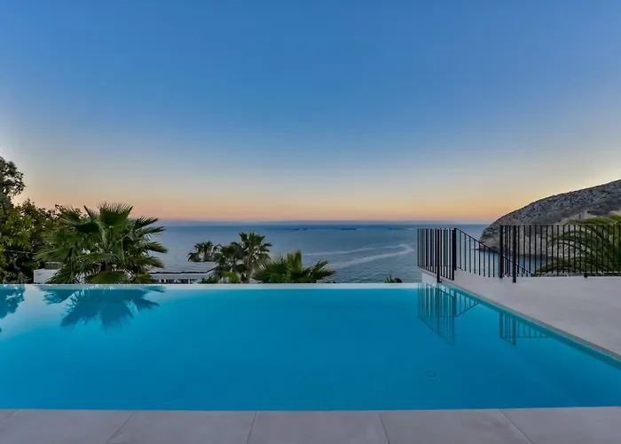 Villa Apolonia - By Almarina *